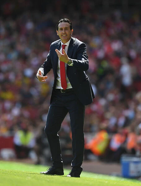 Unai Emery Leads Arsenal in Premier League Battle Against Burnley