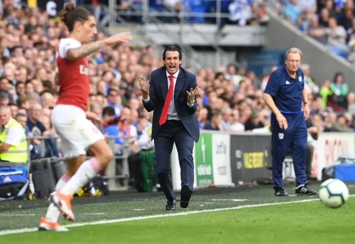 Framed Print : Unai Emery Leads Arsenal in Premier League Battle against Cardiff City