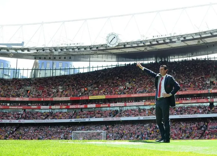 Framed Print : Unai Emery Leads Arsenal in Premier League Clash Against Burnley