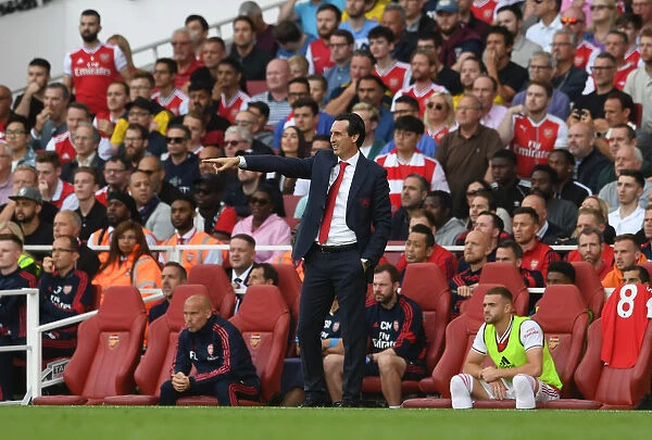 Unai Emery Leads Arsenal Against Tottenham in Premier League Clash (2019-20)