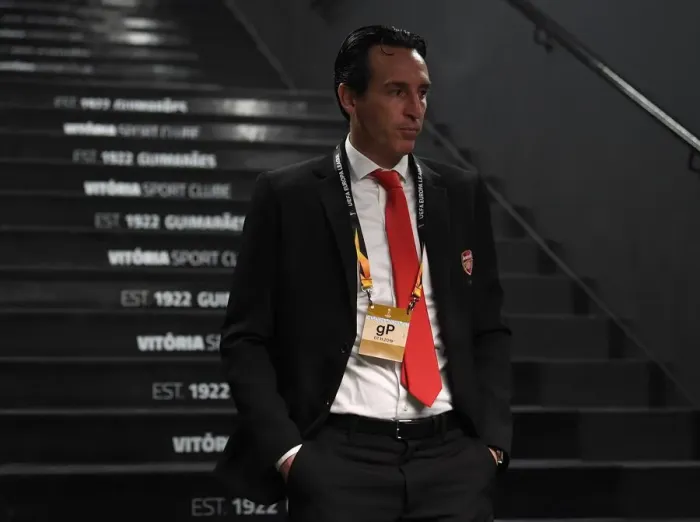 Framed Print : Unai Emery Leads Arsenal Against Vitoria Guimaraes in Europa League Group F Framed Print : Unai Emery Leads Arsenal Against Vitoria Guimaraes in Europa League Group F
