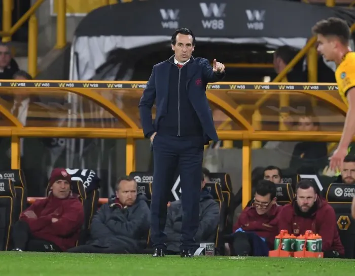Framed Print : Unai Emery Leads Arsenal Against Wolverhampton Wanderers in Premier League Clash (2018-19)
