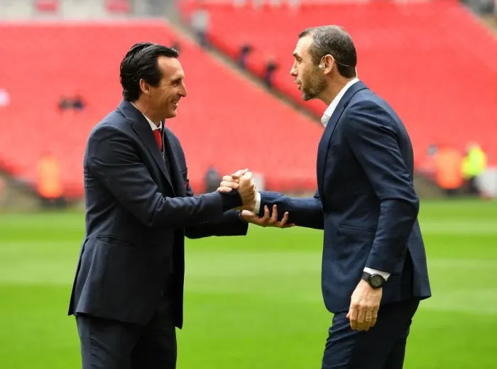 Framed Print : Unai Emery and Martin Keown: A Pre-Match Conversation Before the Arsenal-Tottenham Rivalry Framed Print : Unai Emery and Martin Keown: A Pre-Match Conversation Before the Arsenal-Tottenham Rivalry