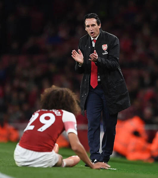 Unai Emery Motivating Matteo Guendouzi: Arsenal's Dynamic Duo in Action (Arsenal vs Leicester City, 2018-19)