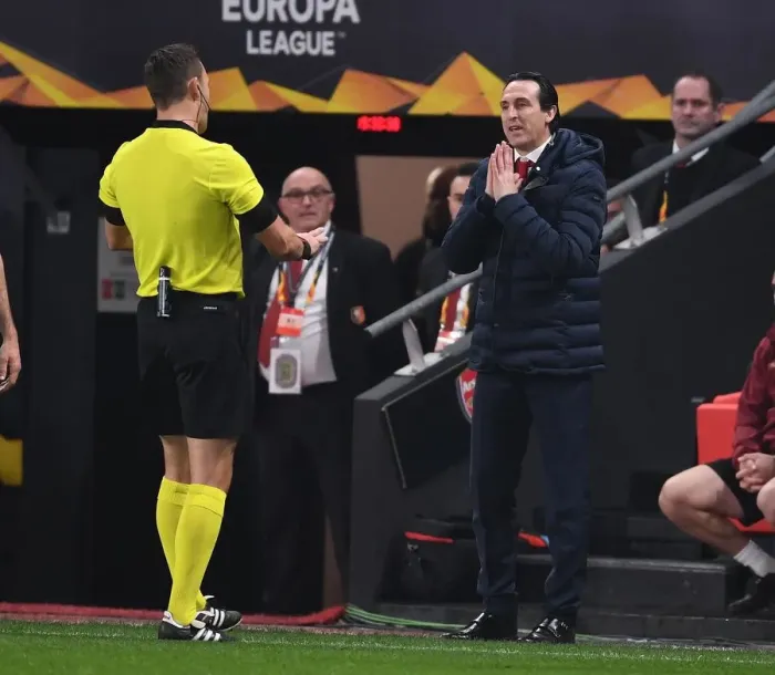 Framed Print : Unai Emery Protests Referee Decision During Stade Rennais vs. Arsenal Europa League Clash Framed Print : Unai Emery Protests Referee Decision During Stade Rennais vs. Arsenal Europa League Clash