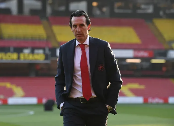 Framed Print : Unai Emery Scouting Watford Pitch Ahead of Arsenal-Watford Clash (2018-19)
