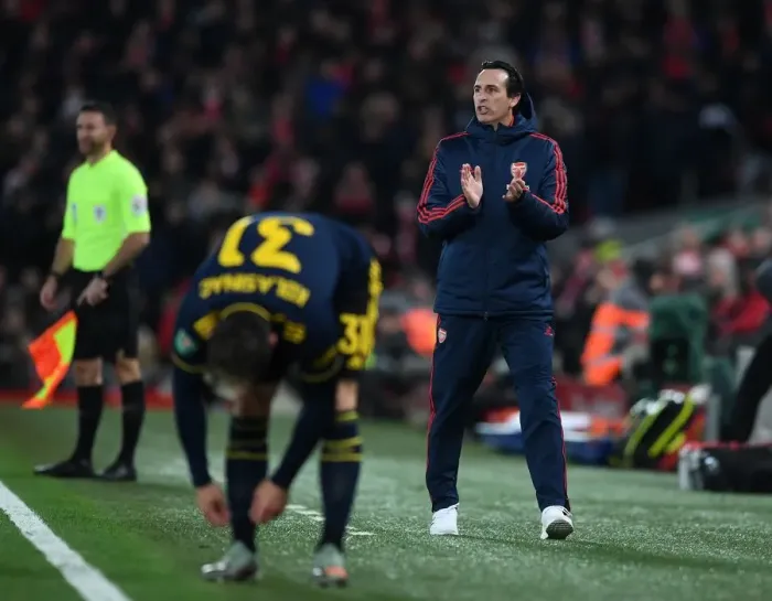 Framed Print : Unai Emery vs Liverpool: Carabao Cup Clash Framed Print : Unai Emery vs Liverpool: Carabao Cup Clash