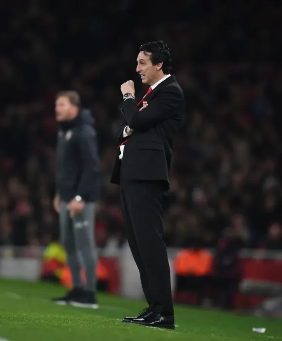 Framed Print : Unai Emery's Unwavering Determination: Arsenal's Premier League Showdown Against Southampton