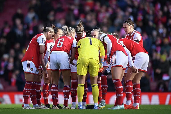 United in Unity: Arsenal Women's Team Huddle Before Battle Against Chelsea Women - FA Women's Super League, Emirates Stadium