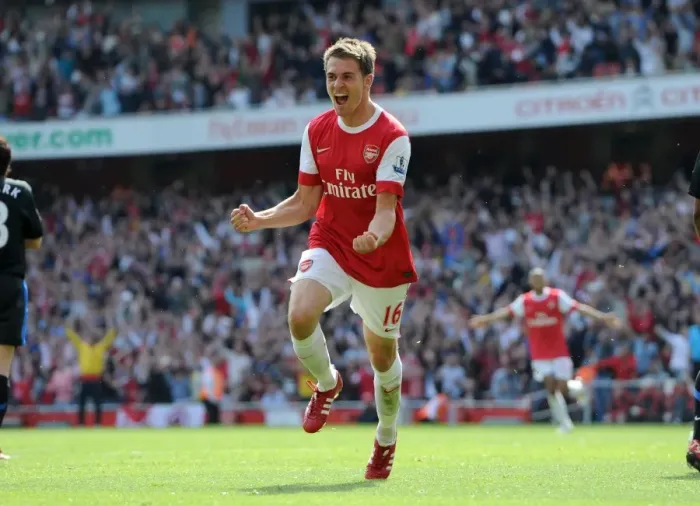 Framed Print : Unstoppable Arsenal: Ramsey-van Persie's Thrilling 1-0 Victory Over Manchester United (Arsenal vs Manchester United, 2011) Framed Print : Unstoppable Arsenal: Ramsey-van Persie's Thrilling 1-0 Victory Over Manchester United (Arsenal vs Manchester United, 2011)
