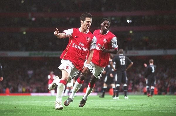 Unstoppable Arsenal: Fabregas and Adebayor's Brilliant Performance in Arsenal's 3-1 Victory Over Manchester City
