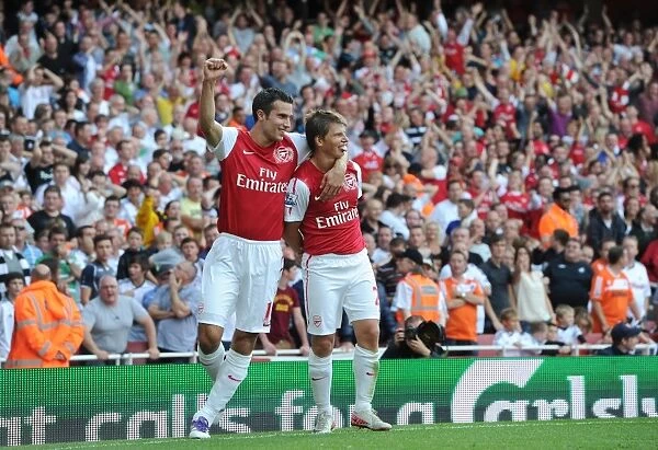 Unstoppable Arshavin-van Persie: Arsenal's 1:0 Victory Over Swansea City in the Premier League