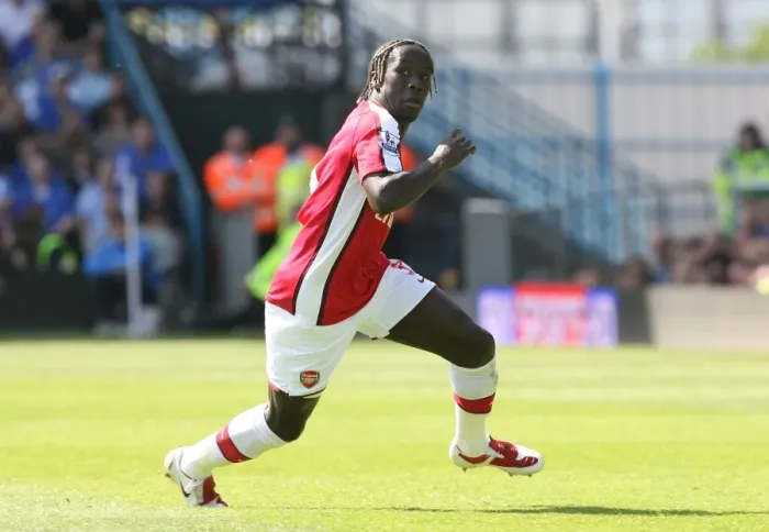 Framed Print : Unstoppable Sagna: Arsenal's 4-0 Rout of Portsmouth