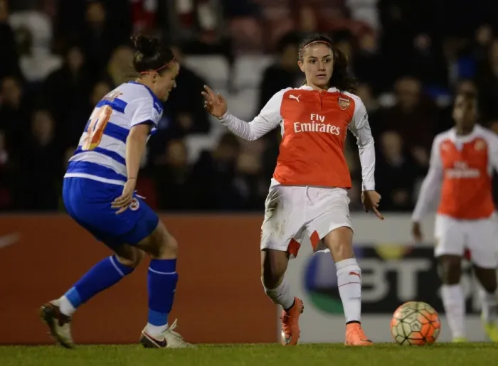Framed Print : Van de Donk vs. Roche: Intense Clash in Arsenal Ladies vs. Reading FC Women's WSL 1 Match