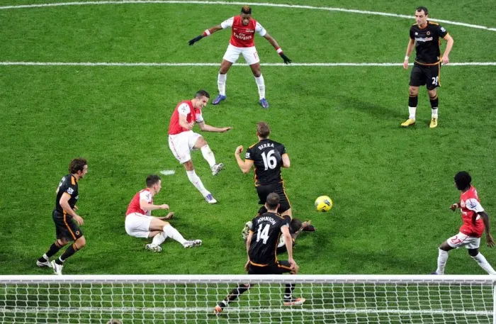 Framed Print : Van Persie vs. Berra: Intense Moment at the Emirates - Arsenal vs. Wolverhampton Wanderers, 2011-2012 Framed Print : Van Persie vs. Berra: Intense Moment at the Emirates - Arsenal vs. Wolverhampton Wanderers, 2011-2012