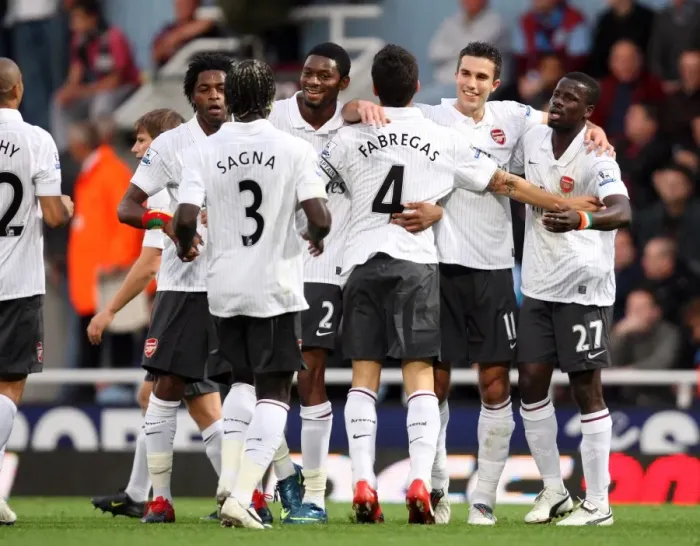 Framed Print : Van Persie's Double: Arsenal Stars Celebrate First Goal vs. West Ham, 2009 Framed Print : Van Persie's Double: Arsenal Stars Celebrate First Goal vs. West Ham, 2009