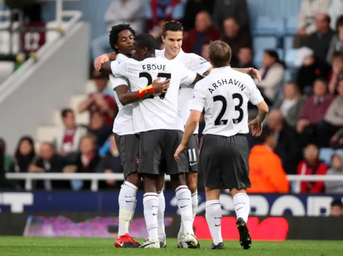 Framed Print : Van Persie's Dramatic Equalizer: Arsenal's Comrades Celebrate at The Boleyn Ground Framed Print : Van Persie's Dramatic Equalizer: Arsenal's Comrades Celebrate at The Boleyn Ground