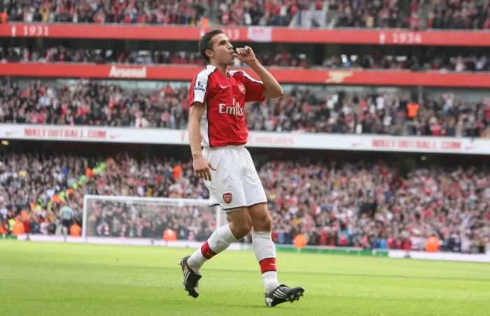 Framed Print : Van Persie's Hat-Trick: Arsenal's Triumphant 3-0 Victory Over Tottenham, Barclays Premier League, Emirates Stadium, 2009