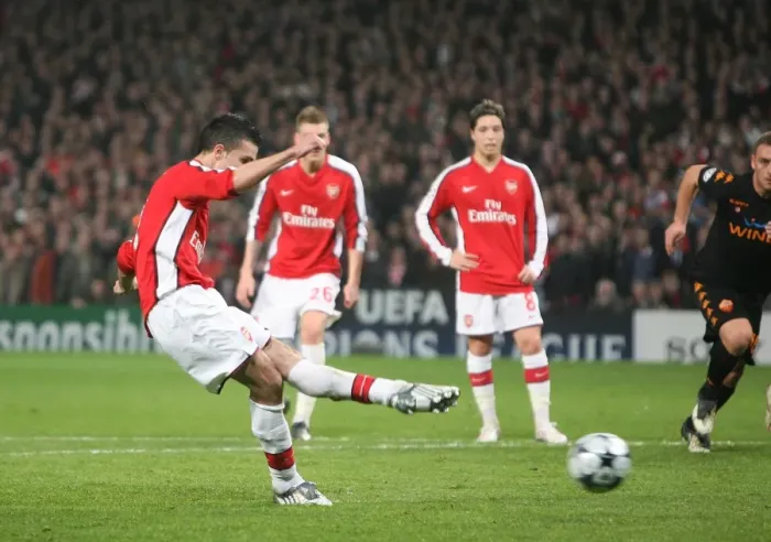 Framed Print : Van Persie's Penalty: Arsenal Takes 1-0 Lead Over AS Roma in Champions League