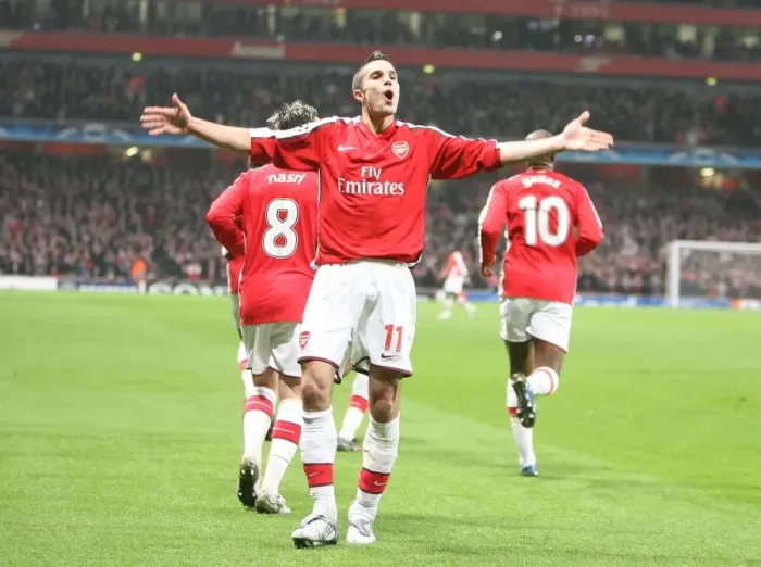 Framed Print : Van Persie's Thriller: Arsenal Takes the Lead Against AS Roma in Champions League