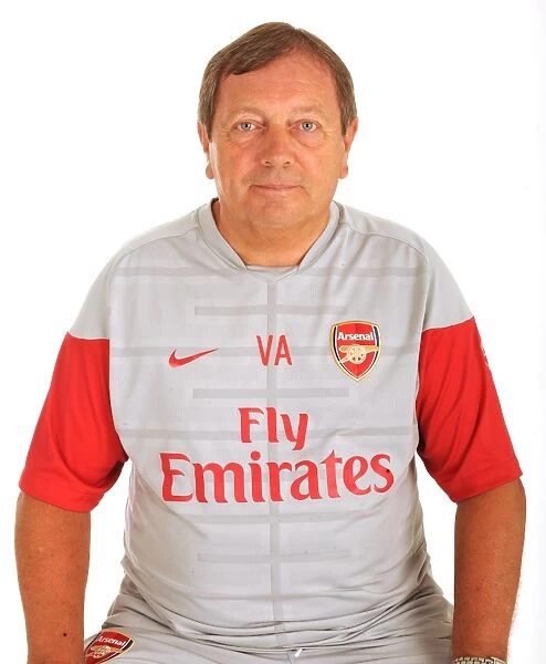 Vic Akers (Arsenal kit man)