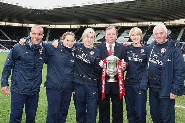 Vic Akers the Arsenal Ladies Manager with his coaching