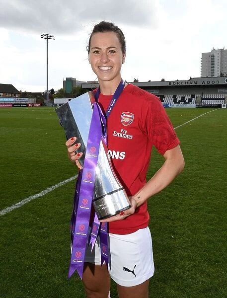 Viki Schnaderbeck Lifts WSL Trophy: Arsenal Women Celebrate Championship Win over Manchester City