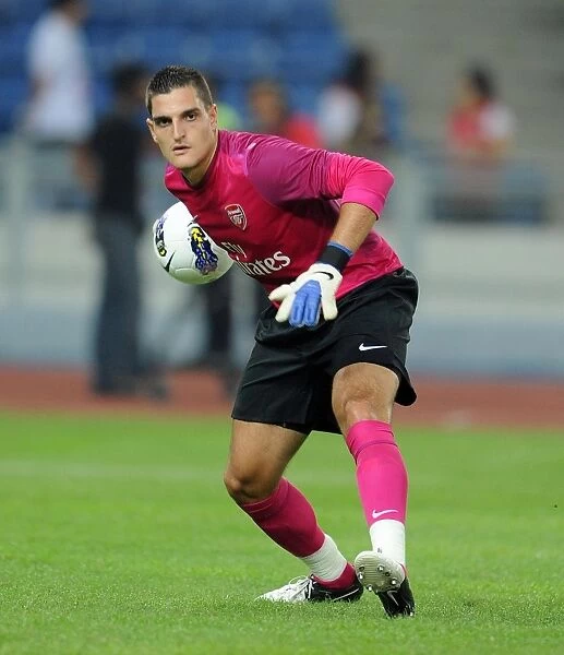 Vito Mannone: In Action for Arsenal Against Malaysia XI (2012)