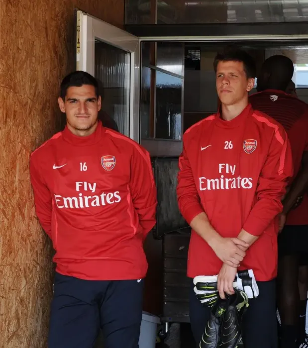 Framed Print : Vito Mannone and Wojciech Szczesny (Arsenal). Arsenal Training Camp, Bad Waltersdorf Framed Print : Vito Mannone and Wojciech Szczesny (Arsenal). Arsenal Training Camp, Bad Waltersdorf