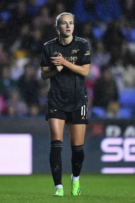 Framed Print : Vivianne Miedema in Action: Arsenal vs. Reading - FA Womens Super League 2022-23 Framed Print : Vivianne Miedema in Action: Arsenal vs. Reading - FA Womens Super League 2022-23