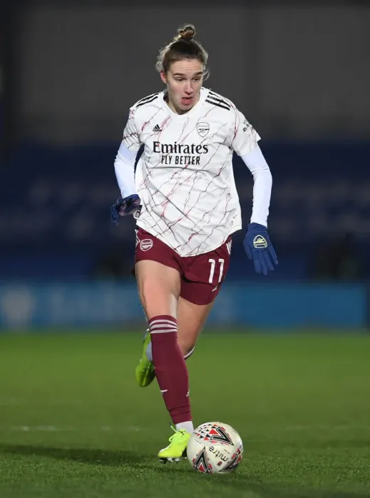 Framed Print : Vivianne Miedema in Action: Chelsea Women vs. Arsenal Women, FA WSL 2021