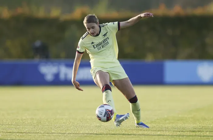 Framed Print : Vivianne Miedema in Action: Everton Women vs Arsenal Women, FA WSL 2021-22 Framed Print : Vivianne Miedema in Action: Everton Women vs Arsenal Women, FA WSL 2021-22