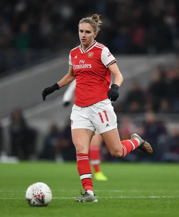 Framed Print : Vivianne Miedema in Action: Tottenham Hotspur vs. Arsenal, FA Womens Super League (2019-20)