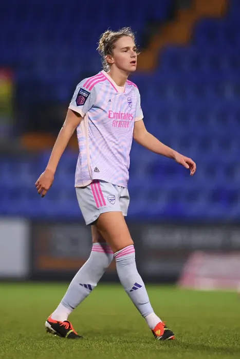 Framed Print : Vivianne Miedema: Arsenal Star Focuses on Liverpool Showdown in Women's Super League Framed Print : Vivianne Miedema: Arsenal Star Focuses on Liverpool Showdown in Women's Super League