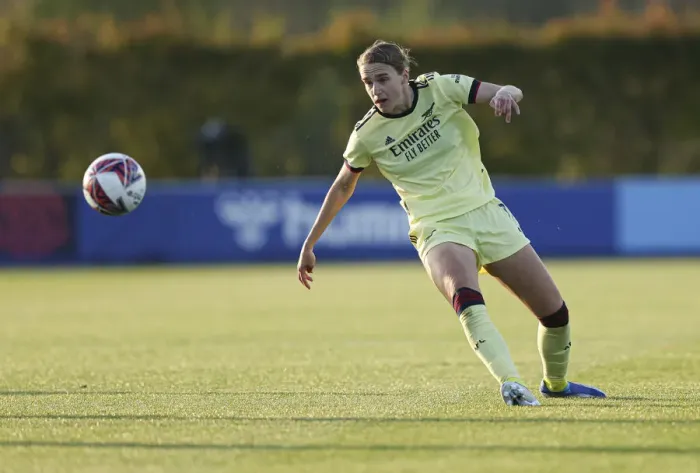 Framed Print : Vivianne Miedema: Arsenal Women's Star in FA WSL Action against Everton
