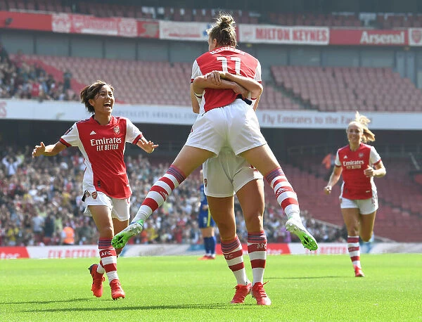 Vivianne Miedema Scores First Goal for Arsenal Women in FA WSL Match Against Chelsea
