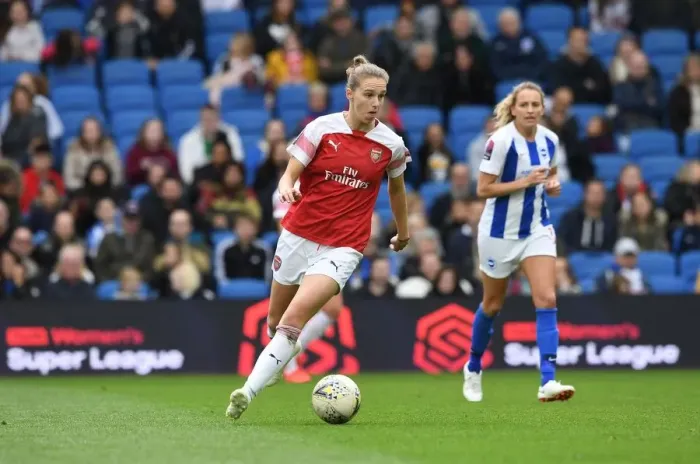 Framed Print : Vivianne Miedema's Dominant Performance: Arsenal Women Crush Brighton & Hove Albion