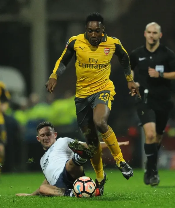 Framed Print : Welbeck vs Browne: FA Cup Clash at Deepdale - Preston North End vs Arsenal Framed Print : Welbeck vs Browne: FA Cup Clash at Deepdale - Preston North End vs Arsenal