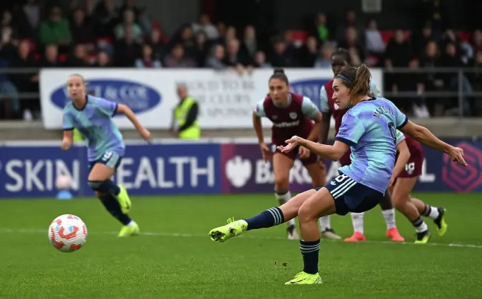 Framed Print : West Ham United v Arsenal - Barclays Women's Super League