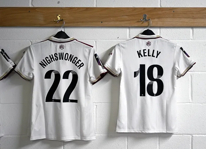 Framed Print : West Ham United v Arsenal - Barclays Women's Super League West Ham United v Arsenal - Barclays Women's Super League Framed Print : West Ham United v Arsenal - Barclays Women's Super League West Ham United v Arsenal - Barclays Women's Super League