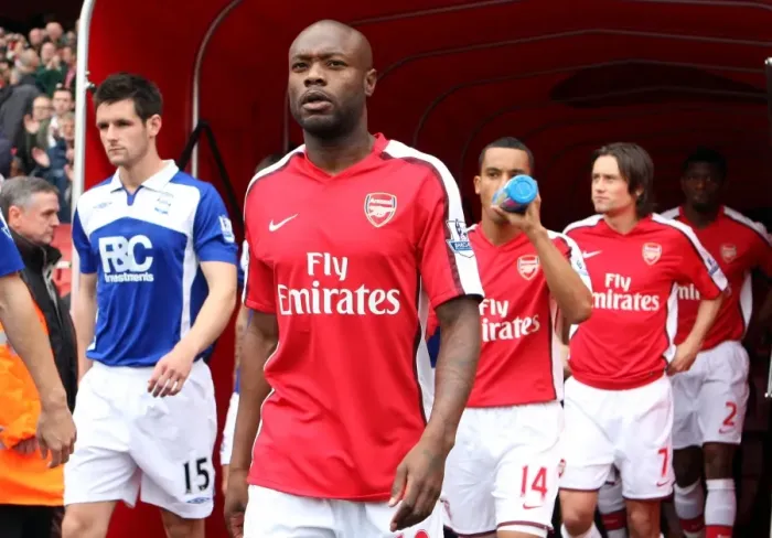 Framed Print : William Gallas in Action: Arsenal's 3:1 Victory over Birmingham City in the Barclays Premier League at Emirates Stadium (17 / 10 / 09)