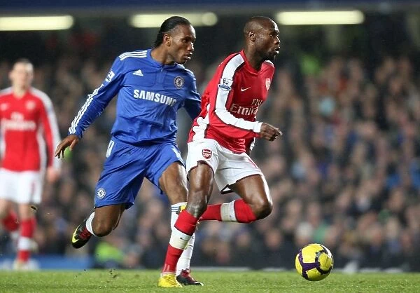 William Gallas (Arsenal) Didier Drogba (Chelsea). Chelsea 2: 0 Arsenal. Barclays Premier League