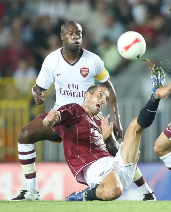 Framed Print : William Gallas (Arsenal) Libor Dosek (Sparta Prague) Framed Print : William Gallas (Arsenal) Libor Dosek (Sparta Prague)