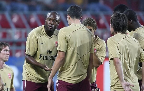 William Gallas Leads Arsenal to 2-0 Victory over Sparta Prague in Champions League Qualifier, 2007