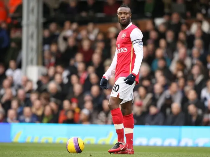 Framed Print : William Gallas Triumph: Arsenal Crushes Fulham 3-0 at Craven Cottage, January 19, 2008 Framed Print : William Gallas Triumph: Arsenal Crushes Fulham 3-0 at Craven Cottage, January 19, 2008