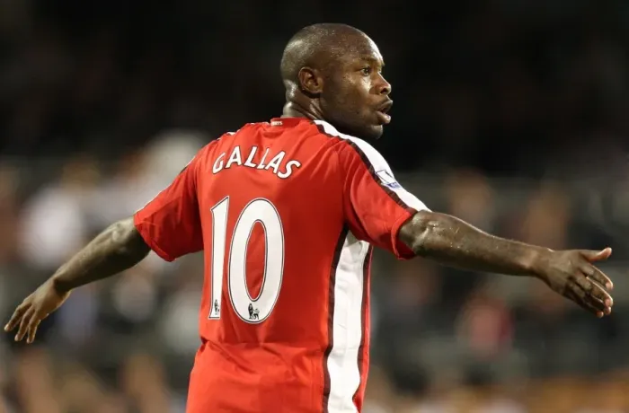 Framed Print : William Gallas's Goal: Arsenal's Win at Fulham (0:1), Barclays Premier League, 2009