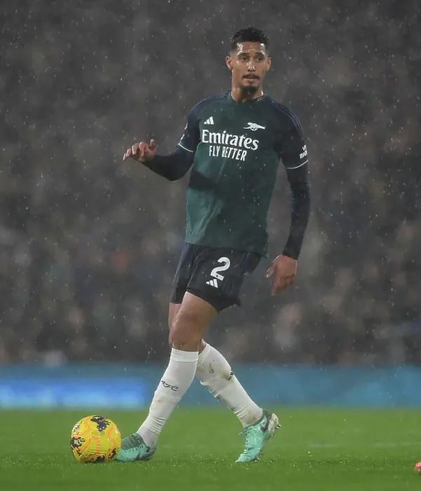 Framed Print : William Saliba in Action: Fulham vs. Arsenal, Premier League 2023-24
