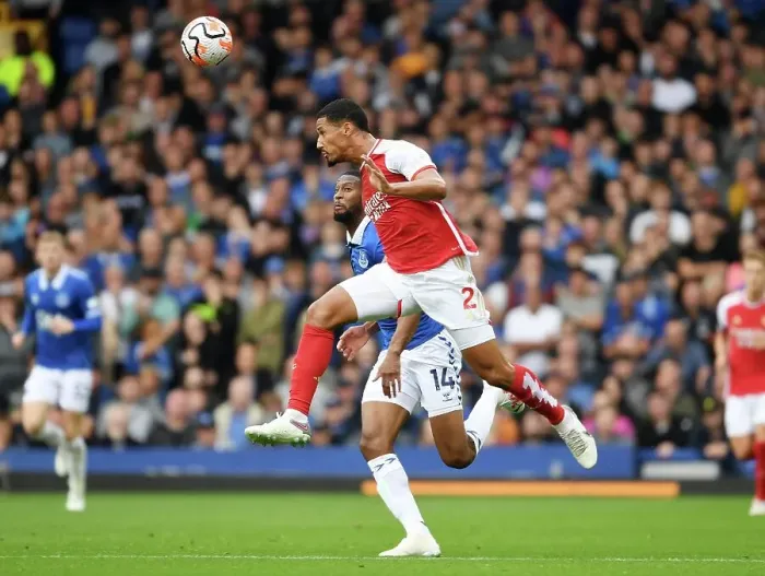 Framed Print : William Saliba vs. Beto: Heading Battle at Goodison Park - Everton vs. Arsenal, 2023-24 Premier League
