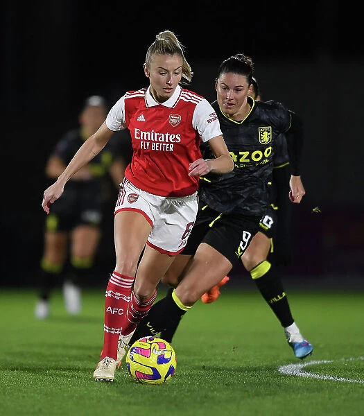 Williamson vs. Gielnik: A Battle in the FA Women's Continental Tyres League Cup Clash Between Arsenal and Aston Villa