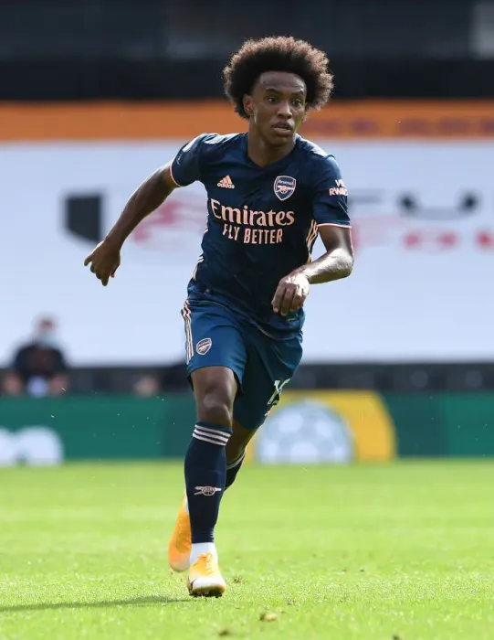 Framed Print : Willian in Action: Fulham vs. Arsenal, Premier League 2020-21 Framed Print : Willian in Action: Fulham vs. Arsenal, Premier League 2020-21